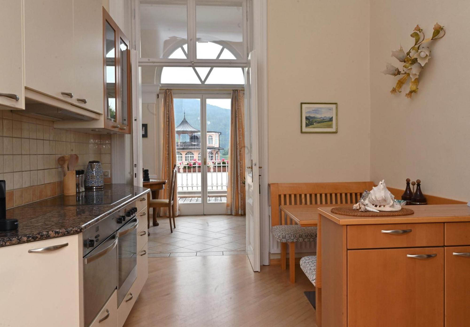 Seehotel Astoria Pörtschach am Wörthersee Εξωτερικό φωτογραφία